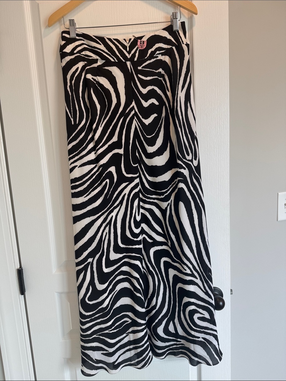 Banana Republic zebra print maxi skirt - Picture 3 of 4